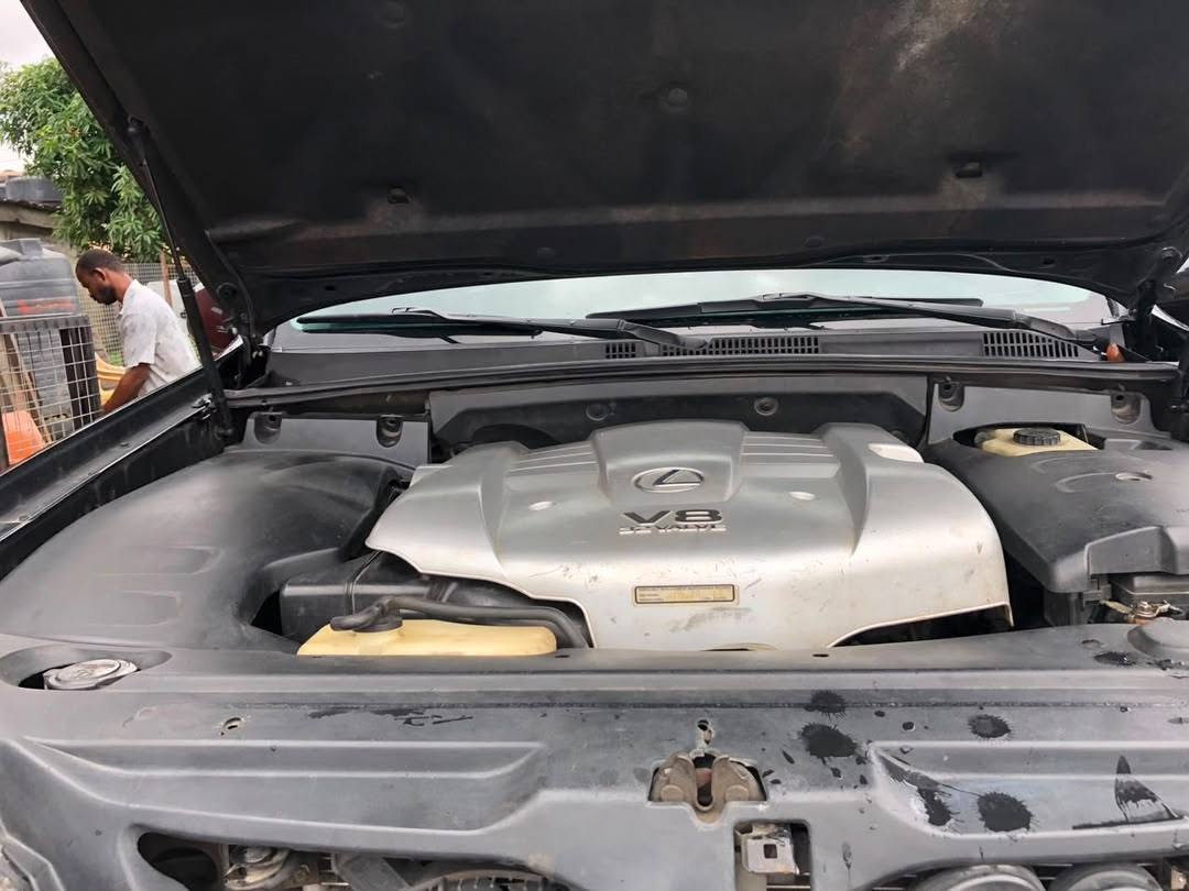 A picture of LEXUS GX470