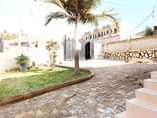 A picture of House for sell in kira price 250 million