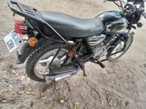 A picture of Boxer 125