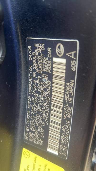 A picture of As e dey hot Highest grade Lexus ES 330 Everything