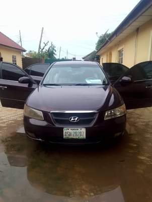 A picture of 2006 HYUNDAI SONATA