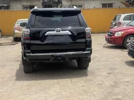 A picture of Toyota 4runners