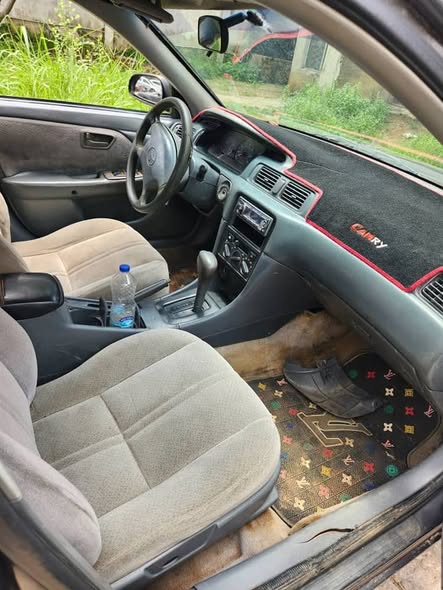 A picture of Very Sound Toyota Camry Pencil 08130805979