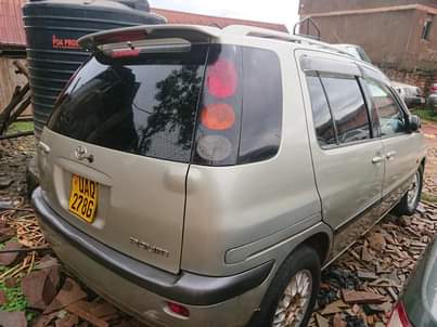 used toyota raum