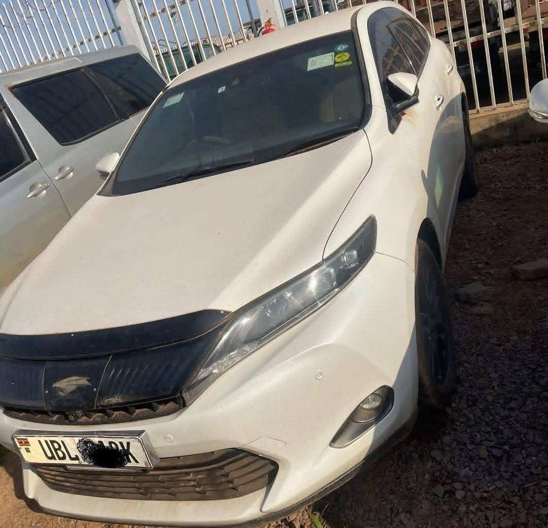 A picture of Toyota harrier
