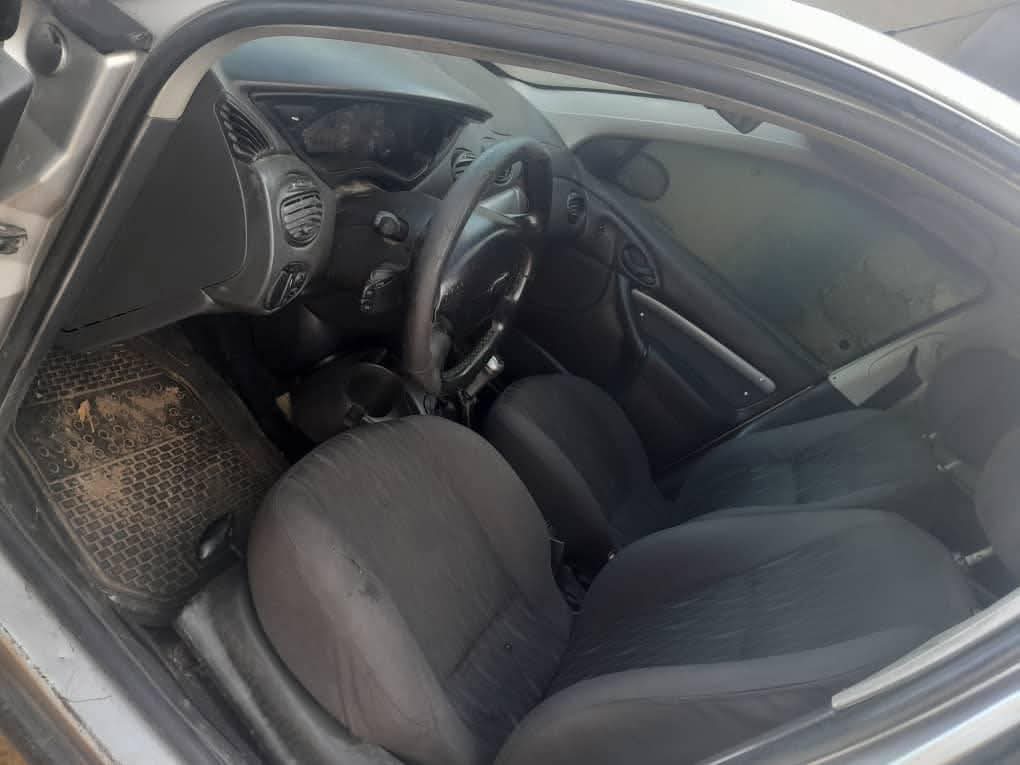 A picture of 2006 Ford focus