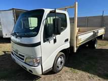 toyota dyna