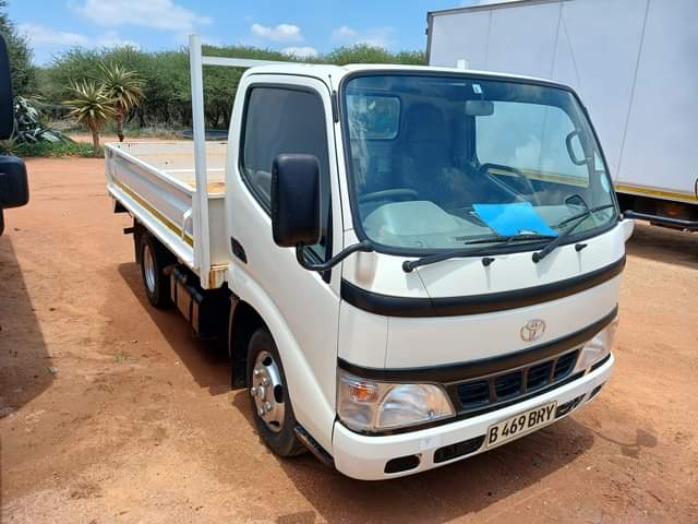 toyota dyna