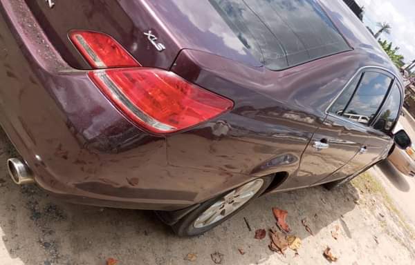 A picture of Belgium grade 2007 Toyota Avalon Bought foreign used First user