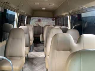 A picture of Toyota coaster 2015 and 2017 toks 26m upwars 