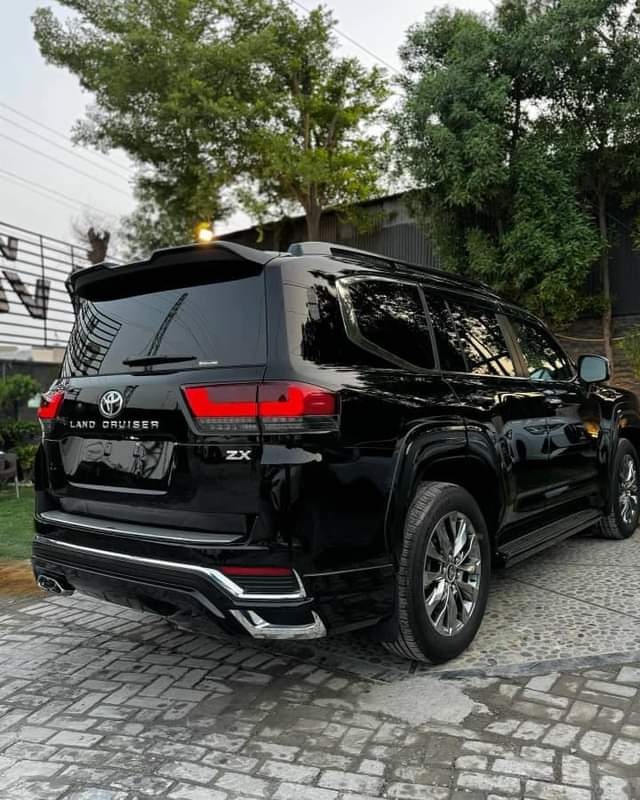 A picture of Price 480 m Call 0712827933 Landcruiser ZX Year 2023 EngineCC
