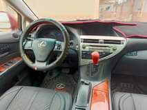 A picture of LEXUS RX 350