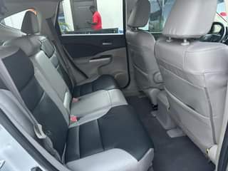 A picture of Neatly used Honda CR V 2013