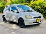 A picture of Toyota Vitz Mwanza Bei million 5 5 Engine safi Gear