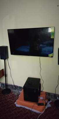 A picture of Soyi smart TV inch 42