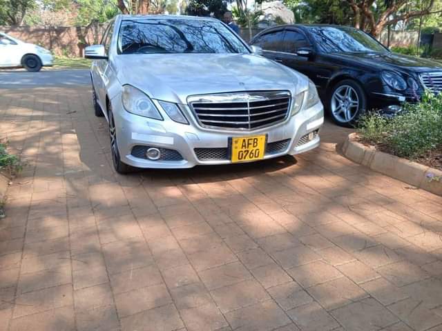 classifieds/cars mercedes