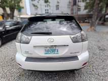 A picture of Distress sale Super sharp 2006 Rx 330 First body Untampered