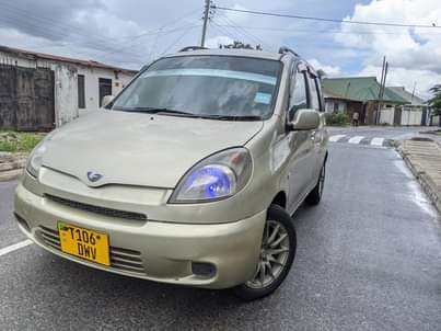 A picture of TOYOTA Funcargo