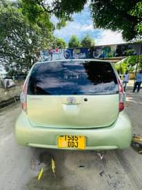 A picture of Toyota passo