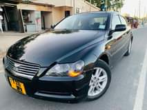 A picture of Toyota mark X
