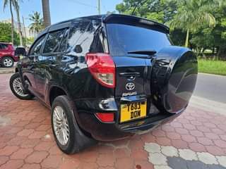 A picture of Toyota Rav4 Price25 milions neg Year of Manfucture2008 Engine capacity