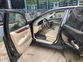 A picture of Lexus ES300