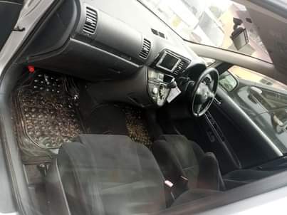 A picture of Toyota wish