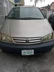 A picture of Toyota Sienna 03 first body pan