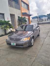 A picture of 2004 Toyota Avalon 1 8m
