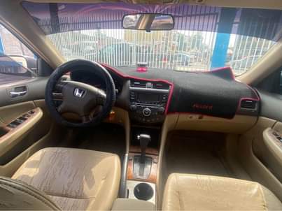 A picture of 2004 Honda accord