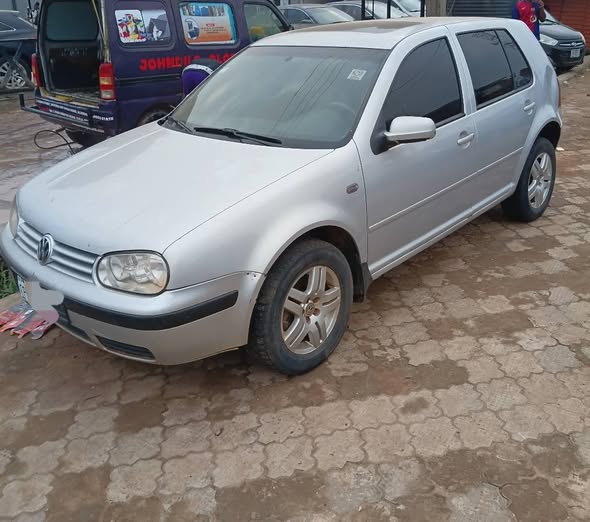 A picture of Clean Used Volxwageen Golf4 Manual Drive