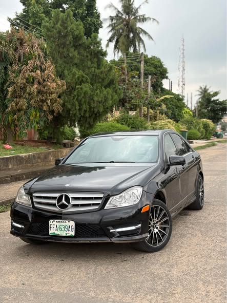 A picture of 2013 Mercedes Benz C 300