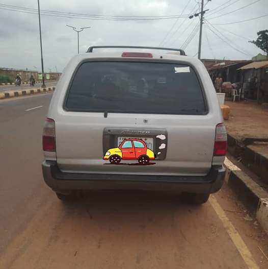 A picture of Toyota 4 runner 4 plugs engine Is available with good