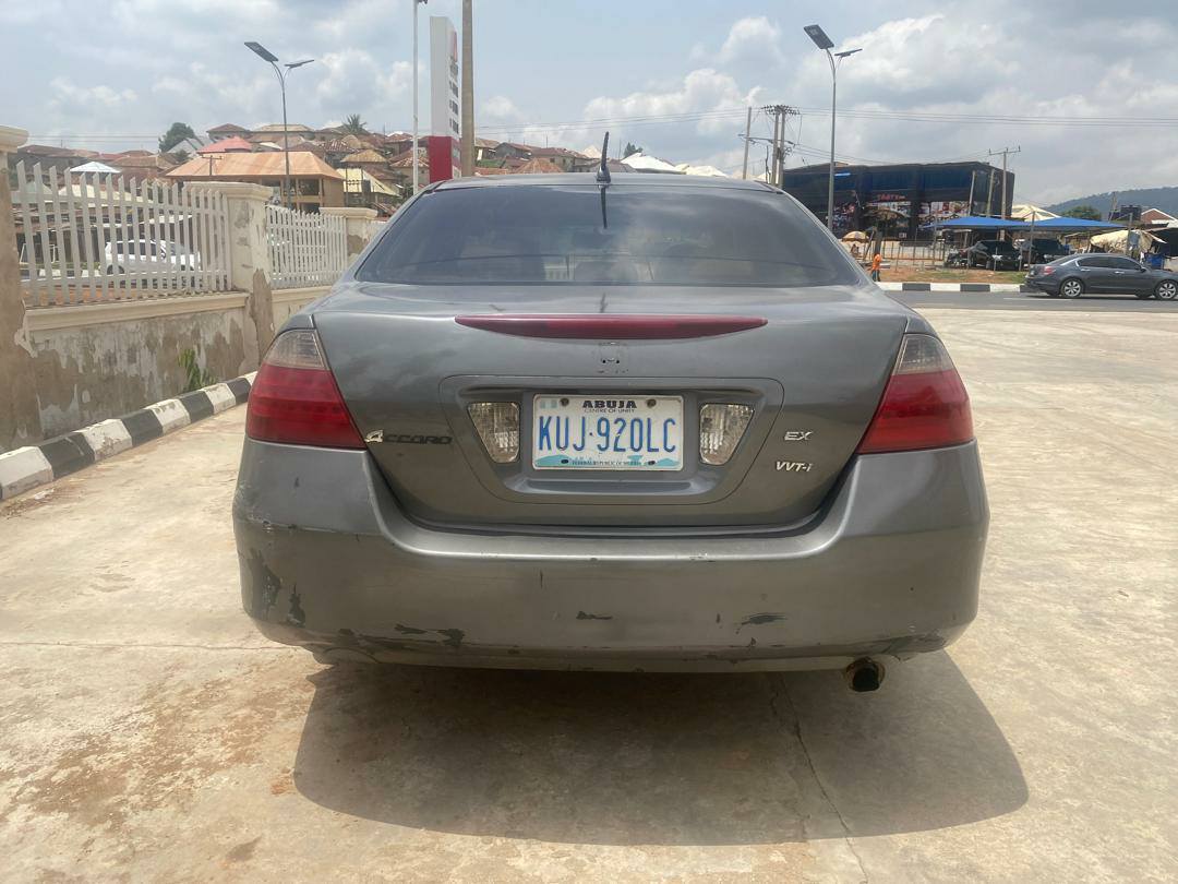 A picture of First body 2007 Honda Accord with sound engine and Cooling