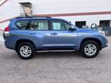 A picture of 2004 Toyota Prado