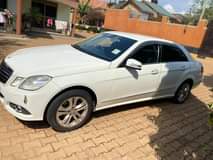 A picture of Mercedes Benz E300 32m