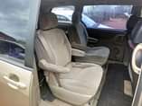A picture of Sharp Toyota Sienna 2004 05 Model with Nothing to Fix