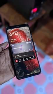 A picture of Google pixel 4xl