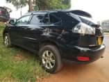A picture of Toyota Harrier Model 2004 Engine 2.4cc 4WD Price 37M ...........................................................