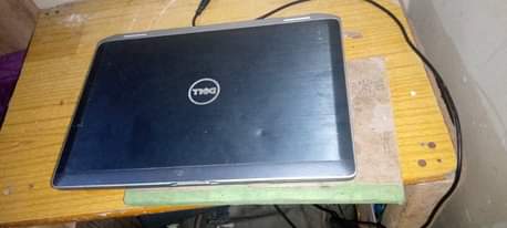 A picture of Dell laptop core 3 ram gb4