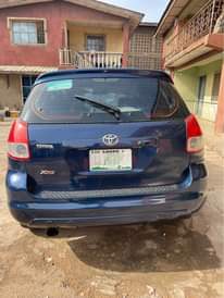 A picture of Clean Toyota Matrix