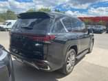A picture of Lexus LX 600