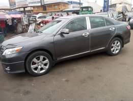 A picture of 2009 Toyota Camry with sound 4 plugs engine Andriod Screen