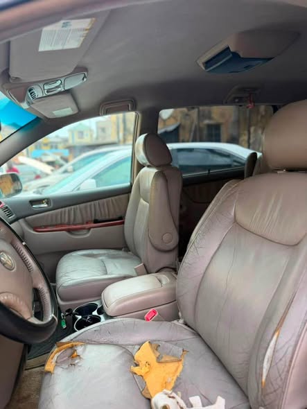 A picture of 2006 Toyota Sienna For sale