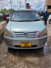 A picture of TOYOTA IPSUM NEW MODEL FOR SELL 7 5M SO PLSEEEE
