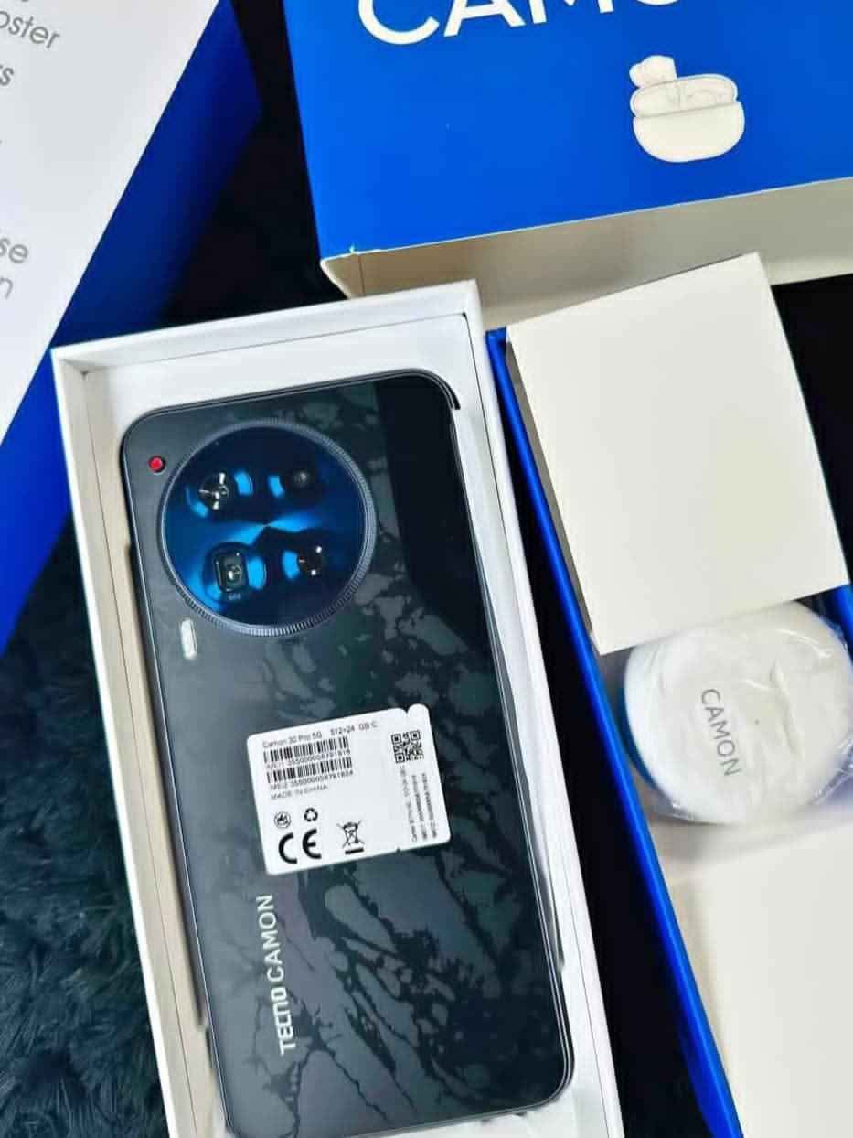 A picture of TECNO camon 30