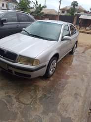 A picture of Nigeria used skoda manual drive first body paint best price
