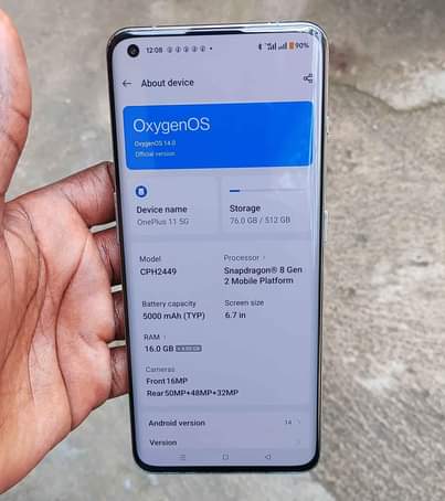 A picture of OnePlus 11 5G 512gb 16gb Ram