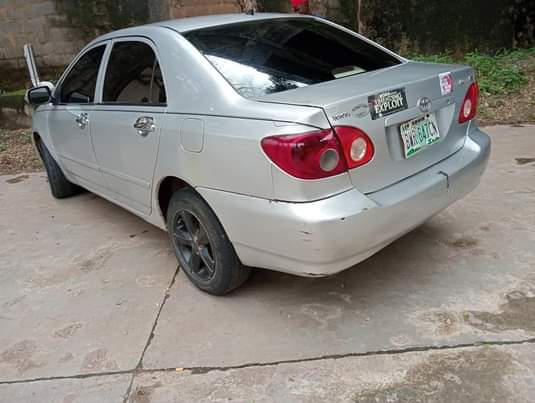 A picture of Sharp distress 06 corolla
