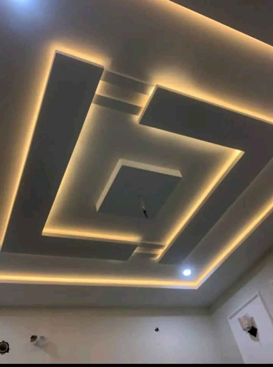 A picture of Pop ceiling